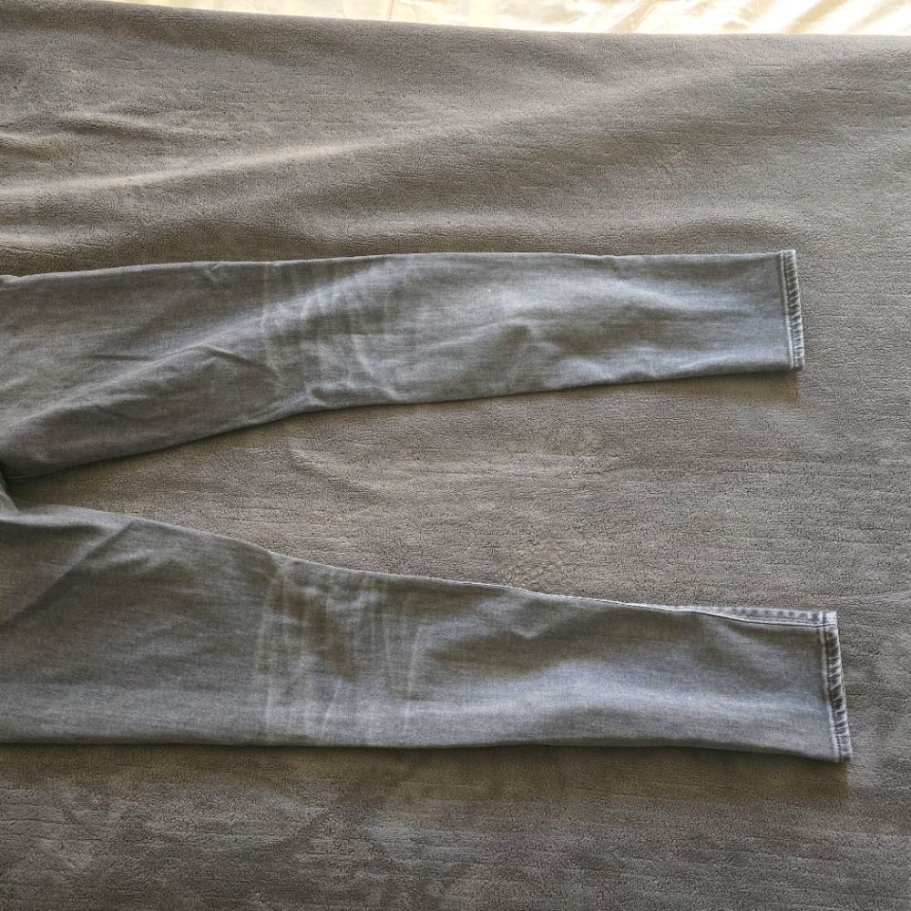 Grey ankle Lucky jeans size 2/26